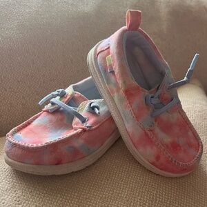 Adorable Pink Tied-Eye Toddler Boat Shoes